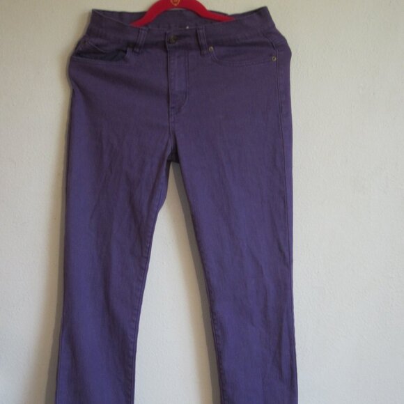 DG2 Diane Gilman Dark Purple Stretchy Straight-Leg Jeans in Size 6 - Picture 1 of 6